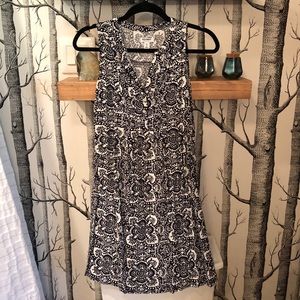 Old Navy Blue & White Sleeveless Shirt Dress